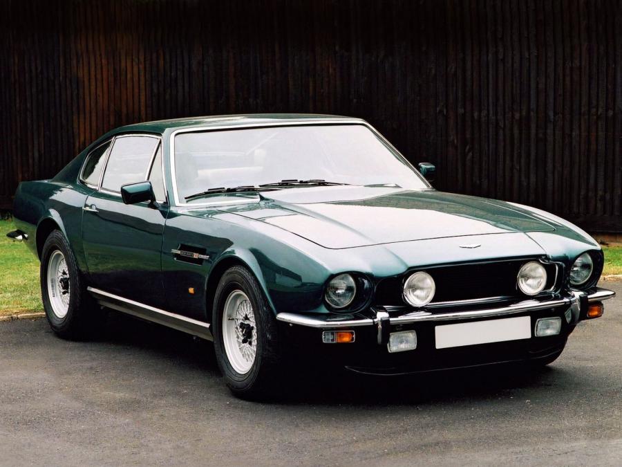  Aston Martin V8 (Series V) 1986 года  (UK) (фото 10 из 21)